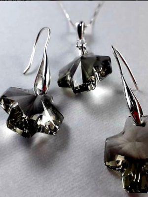 Conjunto Zweiss, collar, dije y colgantes